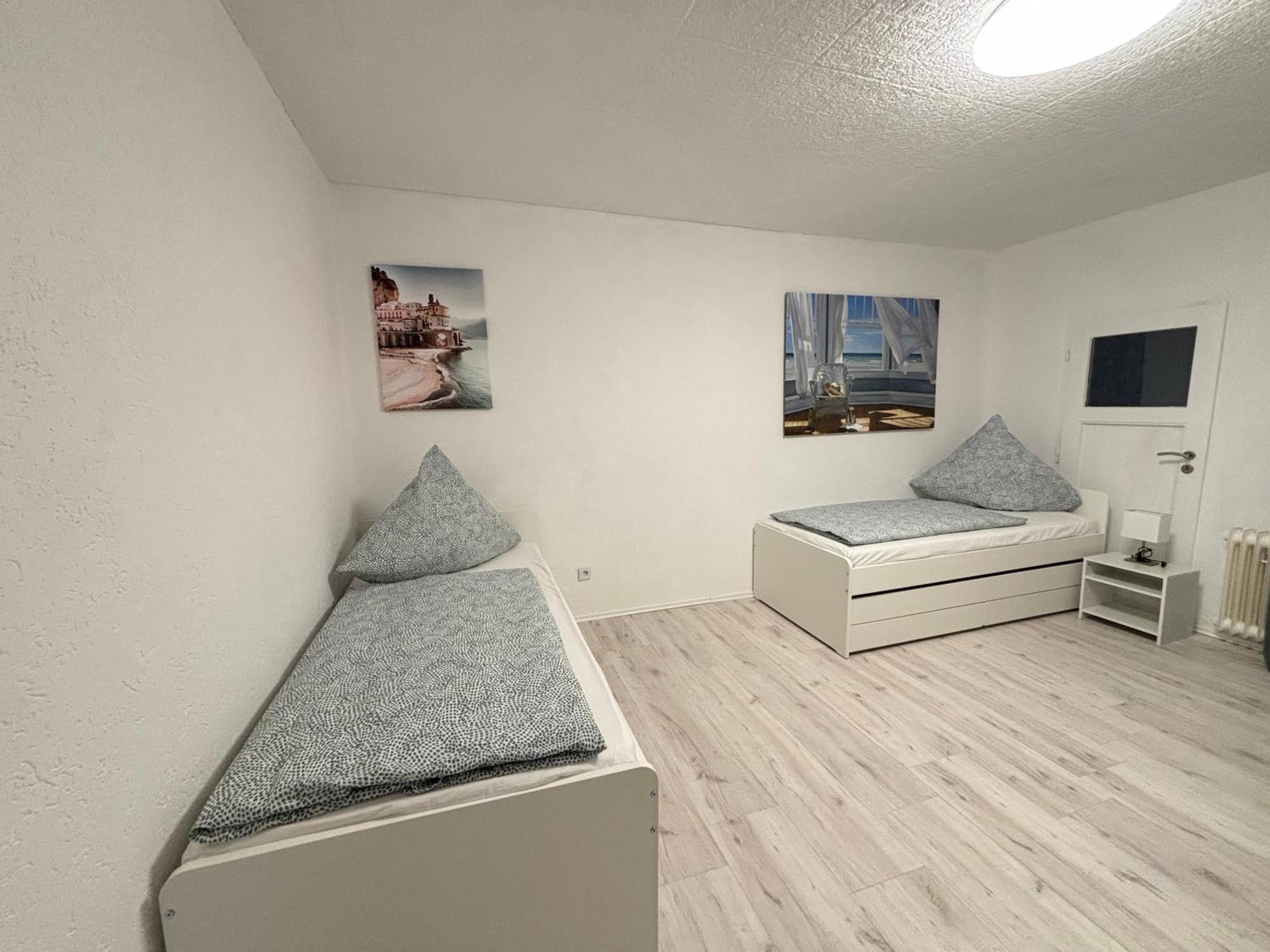 140Qm - 4 Zimmer- Parkplatz - Autobahn - Blauer See - Mallibase Apartments Garbsen Zewnętrze zdjęcie